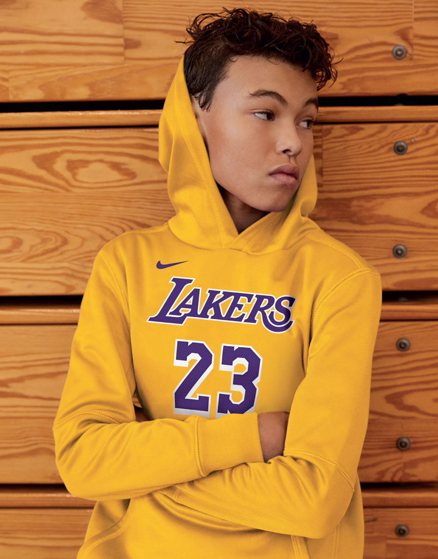 OuterStuff_NBA NIKE-Collection2019.indd